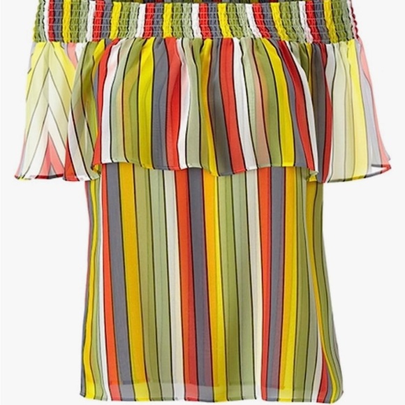 Cabi carnival top - Picture 2 of 3